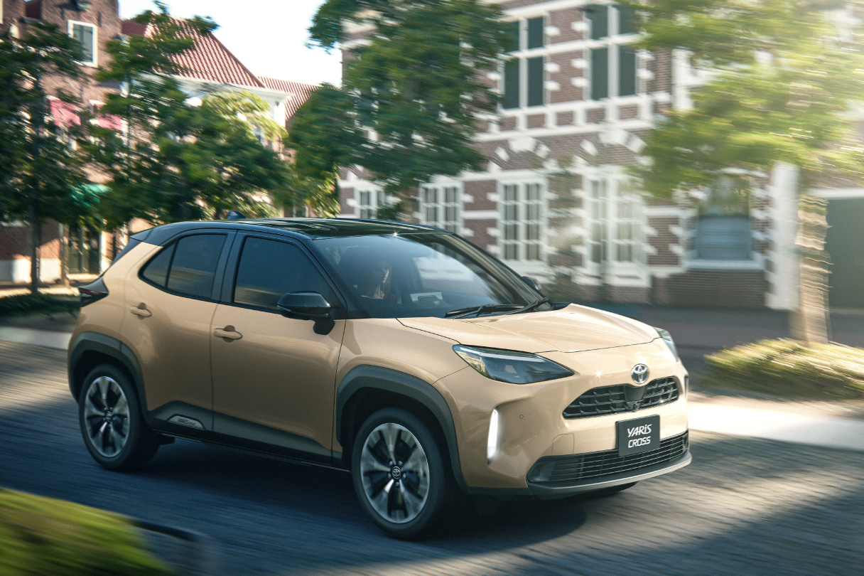 yariscross_design_img02