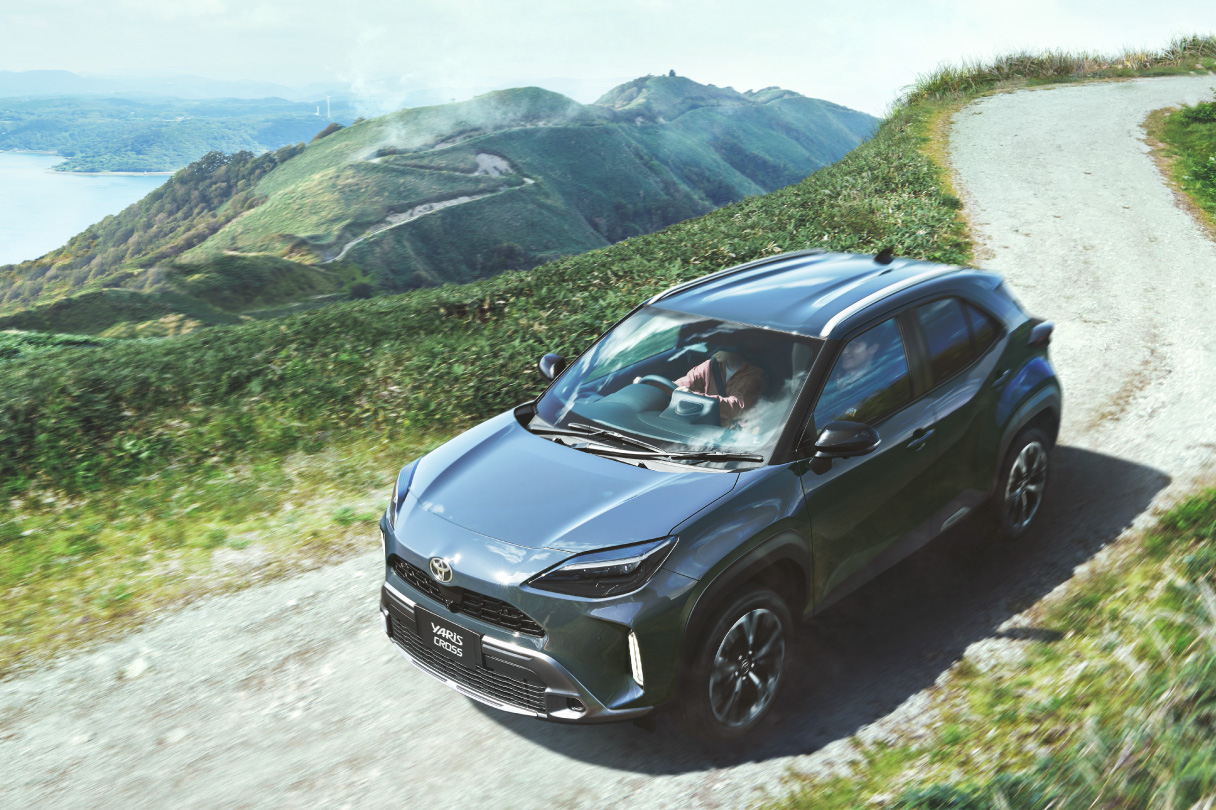 yariscross_design_img05