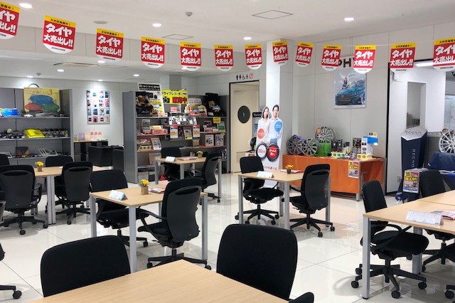 東岸和田店 トヨタカローラ南海