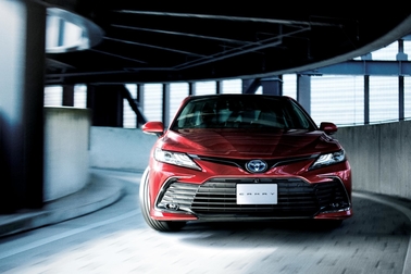 G“レザーパッケージ”(2WD)